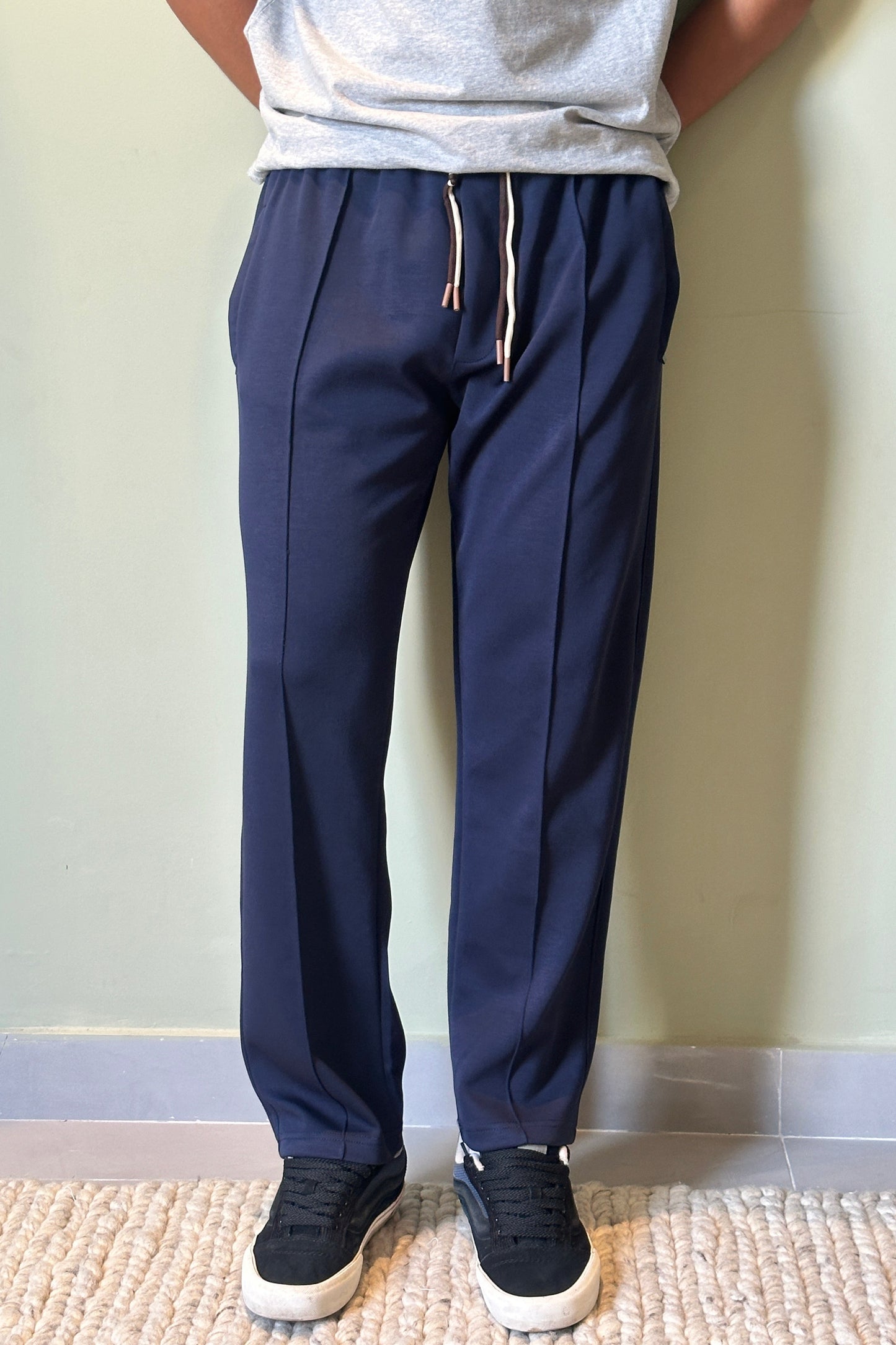 Wide leg trousers
