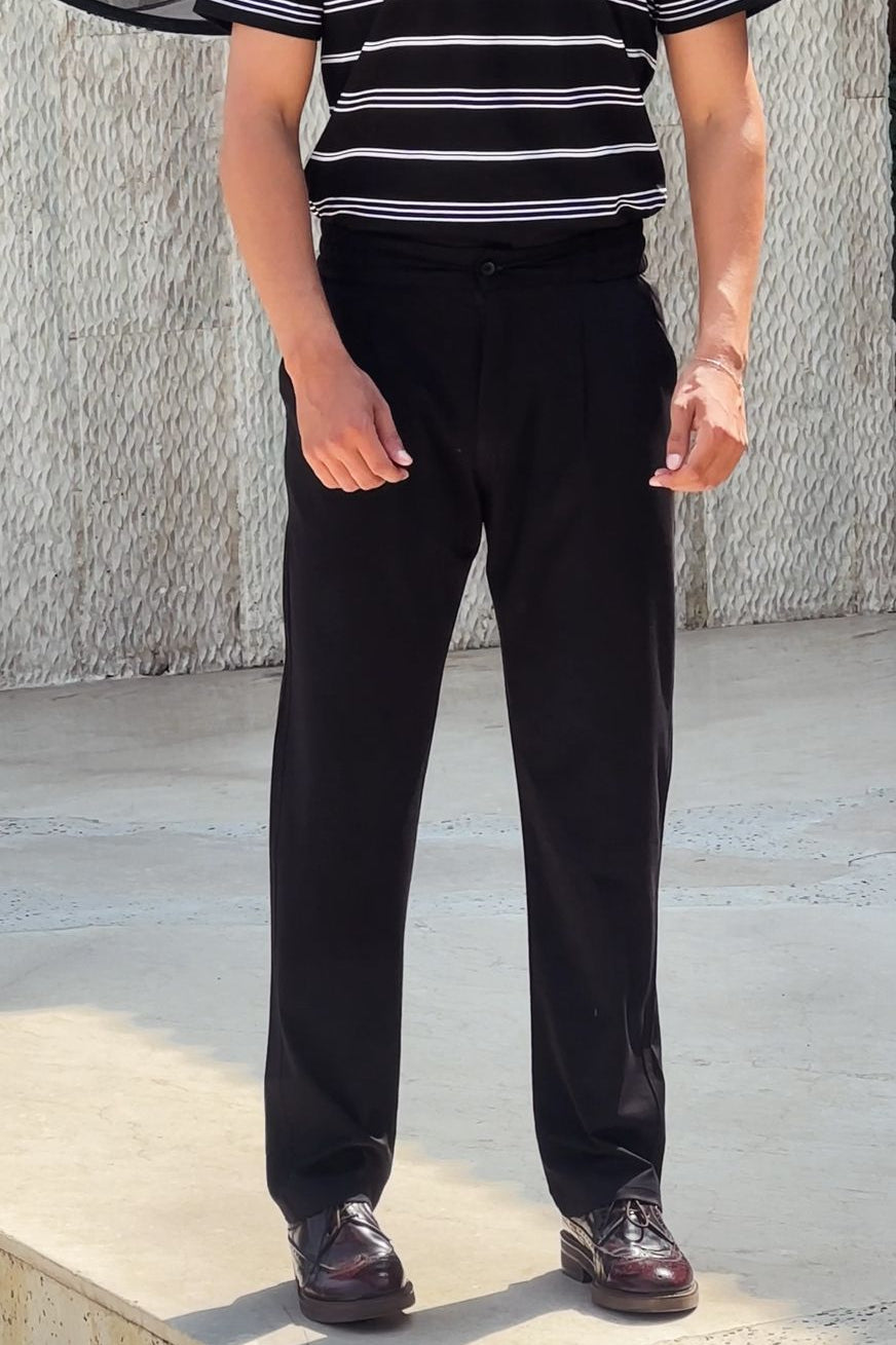BLACK PLEATED TROUSERS